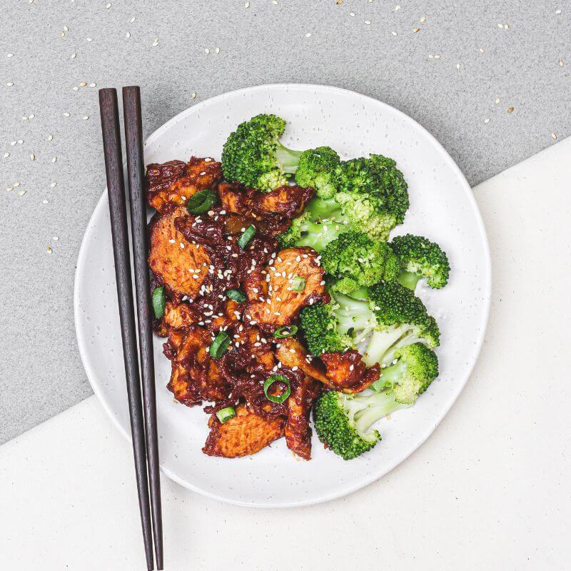 Korean sesame chicken and broccoli meal